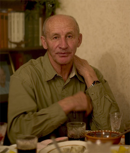 Родион Отрубянников в январе 2009 года встречает в Москве Рождество в кругу своих ближайших родственников